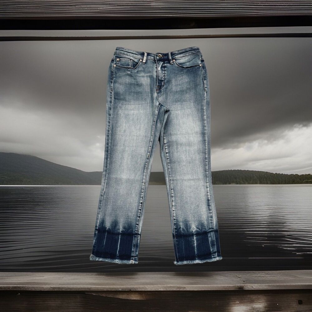 MB Cropped Jeans 6 (28x23) Blue Fray Hem Stretch Denim Mid Rise Womens